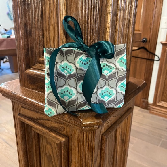 Mini Homemade Custom Pouch - Picture 5 of 7